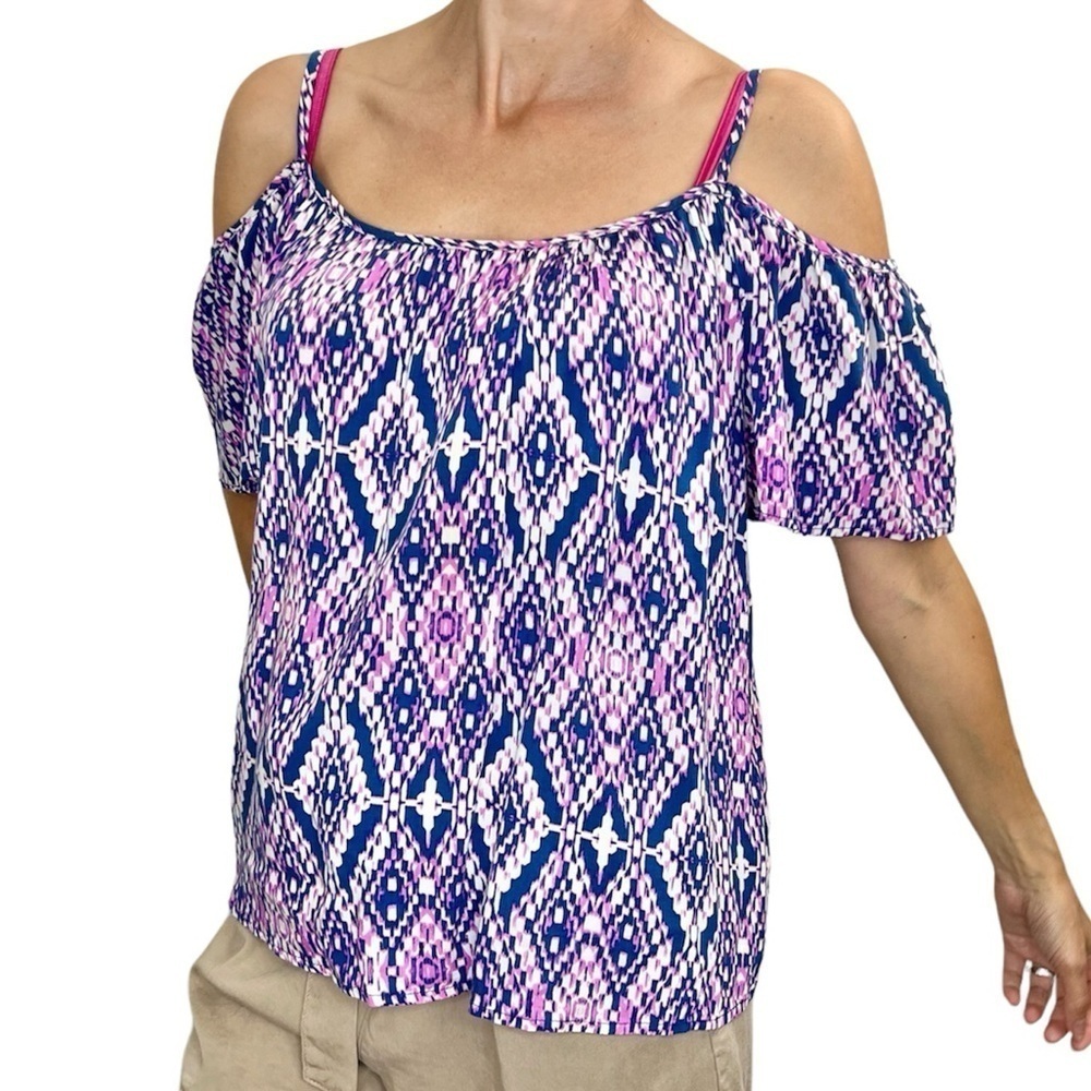 One Clothing Los Angeles pink blue white print cold shoulder top L